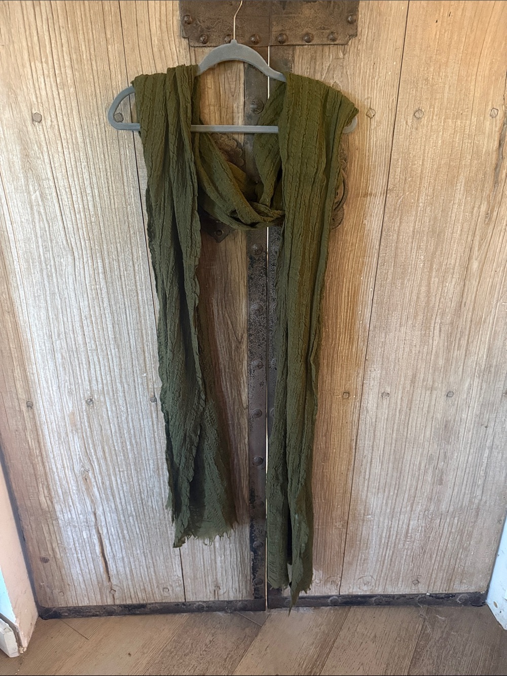 Lightweight Lucky Brand Olive Green Wool Women's Scarf